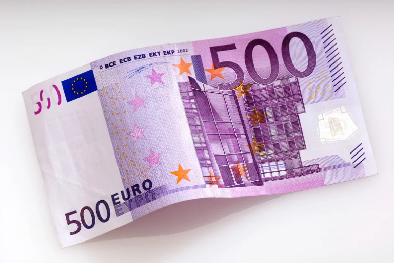 Los billetes de 500 euros en circulación marcan mínimos históricos