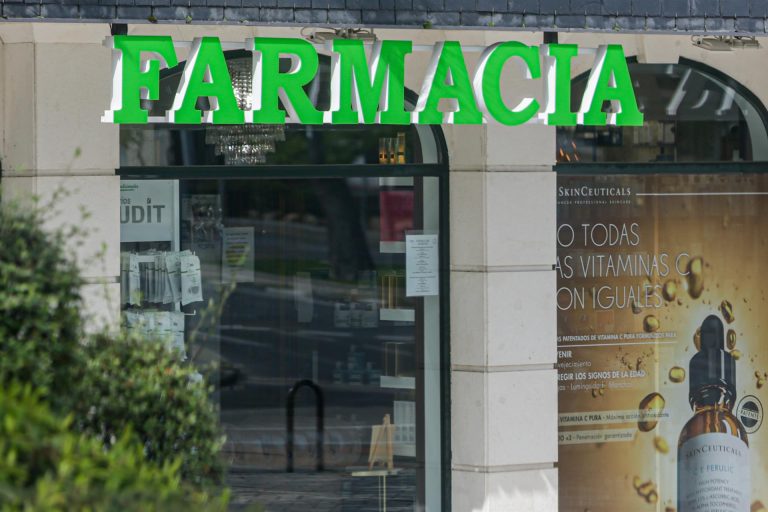 Madrid quiere que las farmacias realicen pruebas de covid