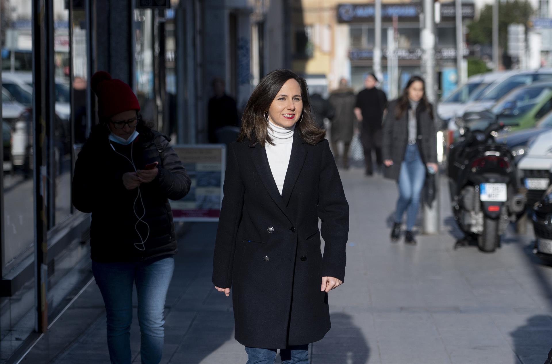 Belarra dice que al PSOE le "tiemblan las piernas" y culpa a jueces con "mirada machista" que aplican mal la ley