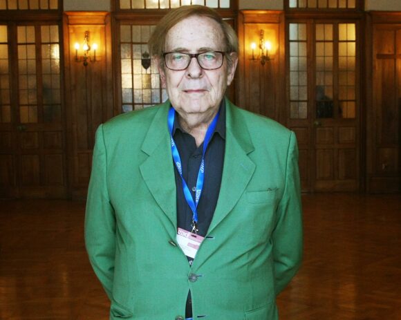 Tamames reitera que Vox le da "absoluta" libertad para su discurso en la moción: "Sin vetar nada"