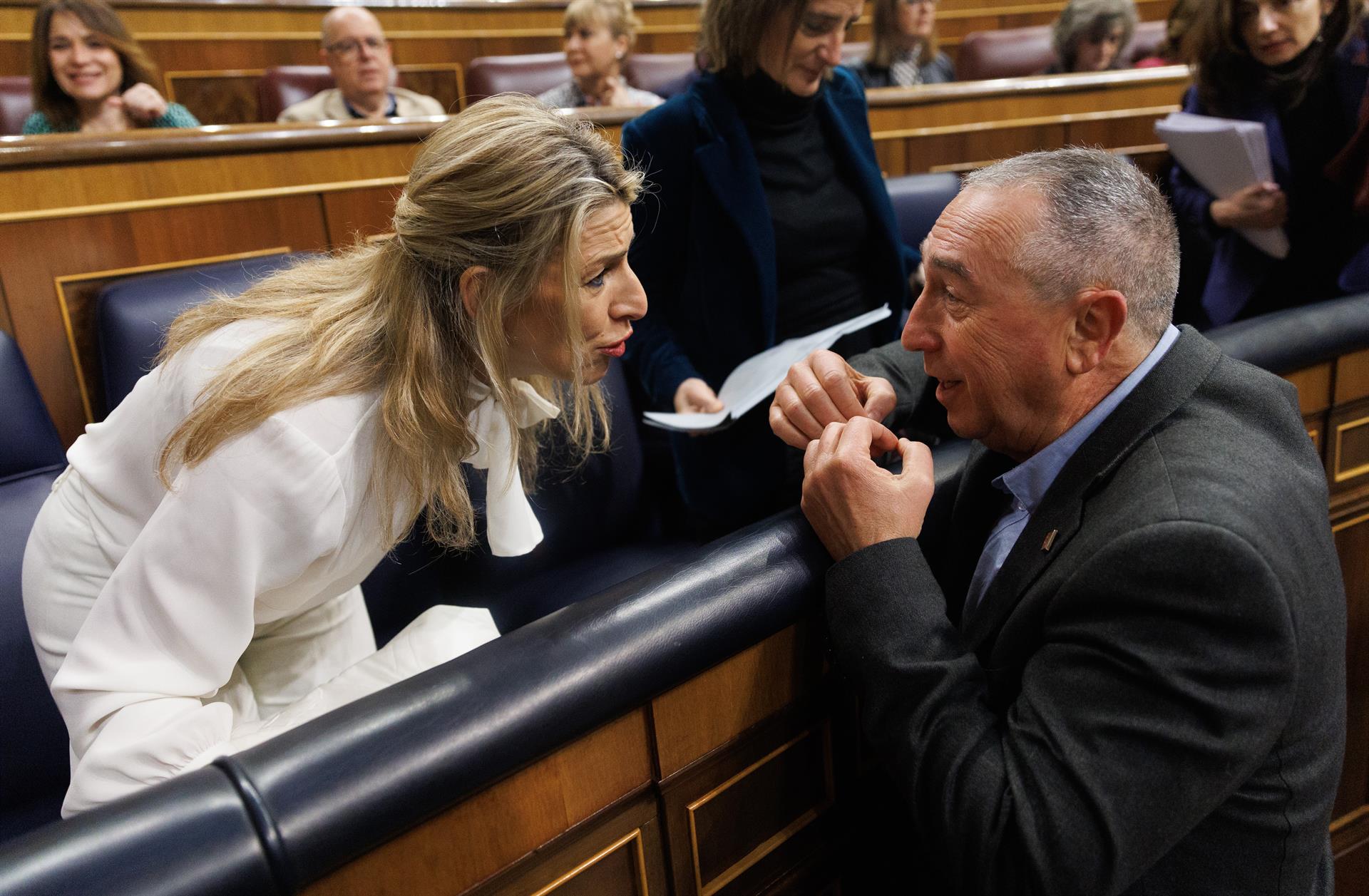 Baldoví dice que le gustaría contar con Yolanda Díaz para la campaña "si se deja"