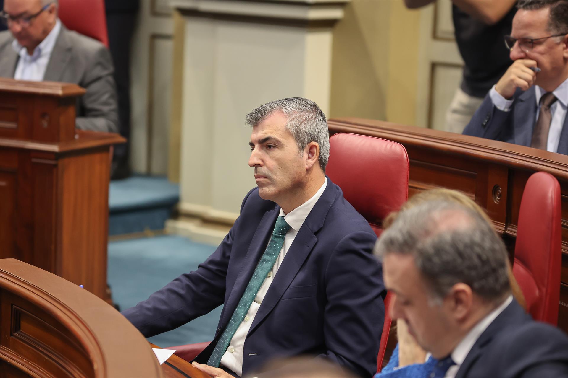 Presidente PP canario dice que se reunió hace más de un año con el 'mediador', que le habló de un caso de corrupción