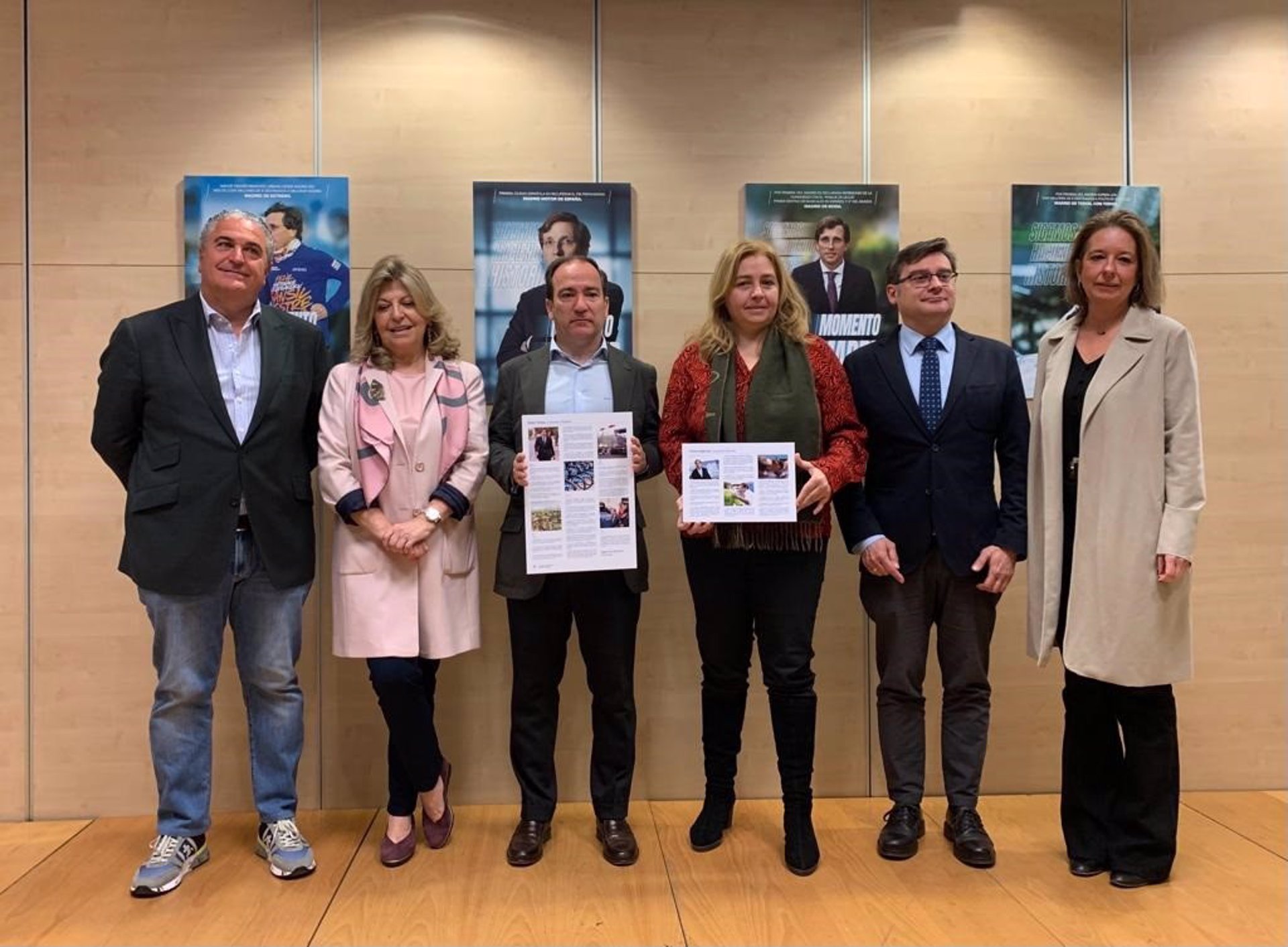 Almeida se lanza a revalidar la Alcaldía de Madrid con la campaña 'Momento Madrid. Sigamos haciendo historia'