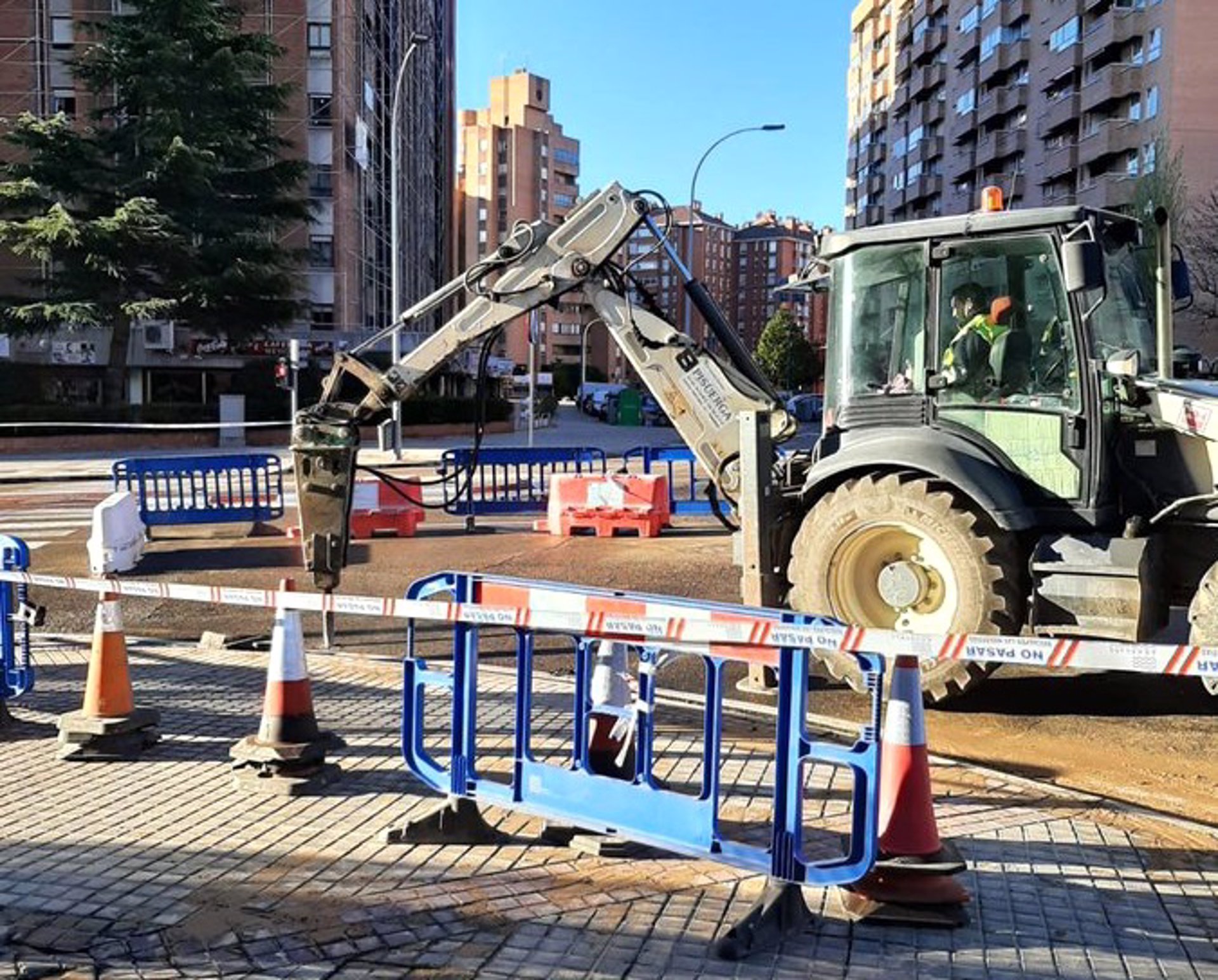 El PSOE promete remunicipalizar la gestión del agua, que deberá ser digital y con autonomía energética