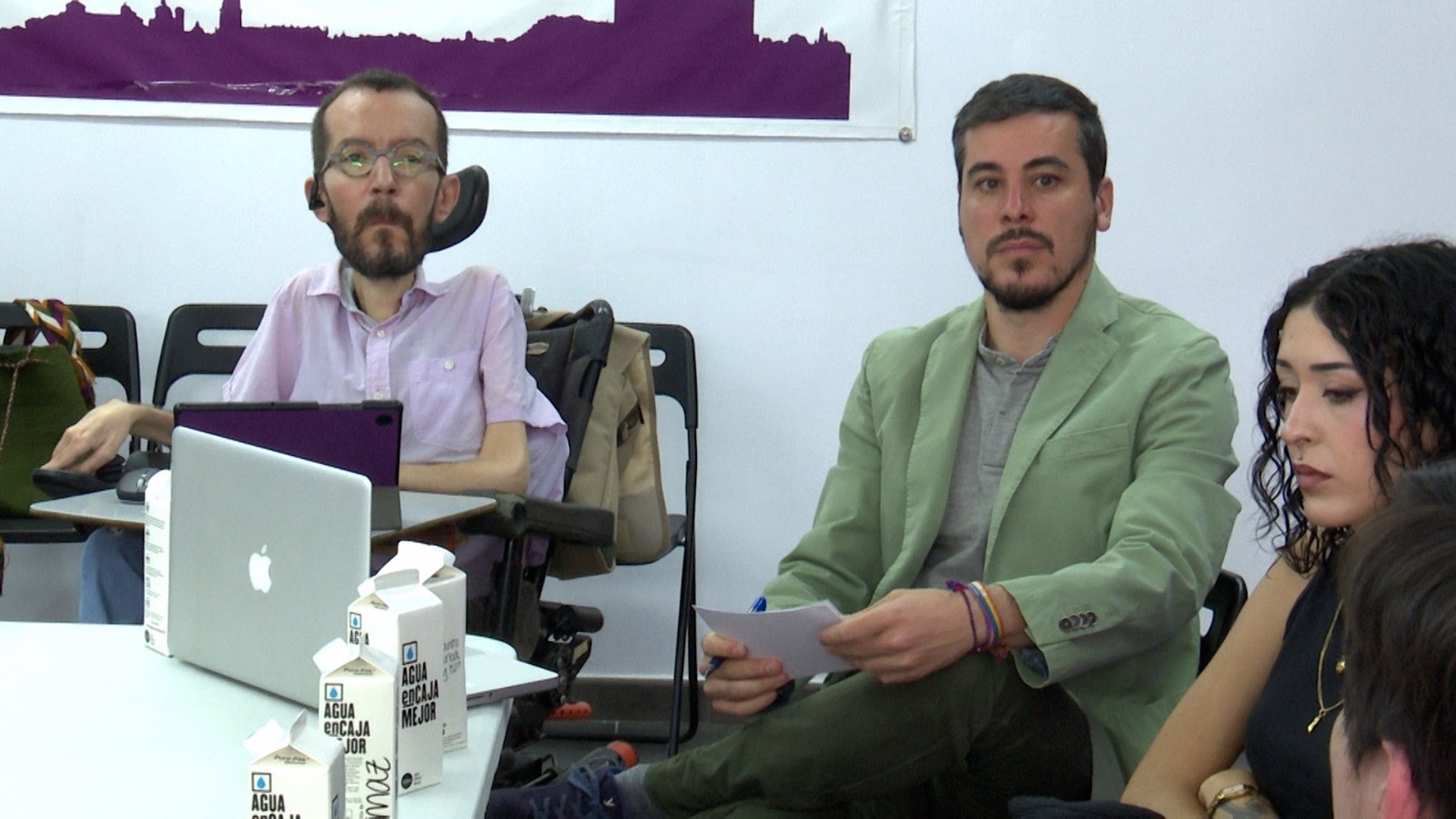 Podemos ve un error que Page incorpore a cargos de CS y le ofrece negociar