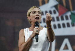 meloni y merz reunen de nuevo a varios lideres incluido sanchez para hablar sobre energia