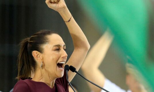 la presidenta de mexico valora como un paso muy importante que albares reconozca la injusticia del pasado colonial