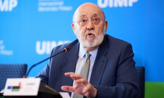 tezanos niega instrucciones de moncloa y enmarca las criticas al cis en una estrategia politica soy independiente