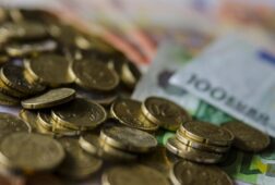 funcas sube al 23 el pib de 2026 y preve una inflacion media del 32 este ano