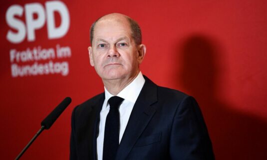 alemania scholz enfrenta mocion de confianza