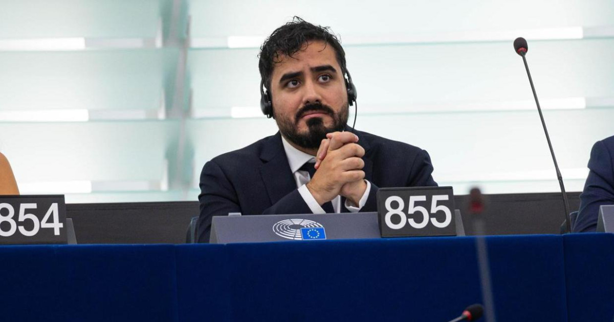 アルヴィス・ペレス、違法融資容疑で捜査 Electomania