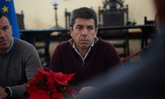 el tsjcv acuerda acumular en la misma causa siete querellas y denuncias contra mazon por la gestion de la dana