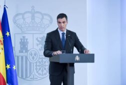 el gobierno espanol desmiente a la casa blanca no cooperara militarmente