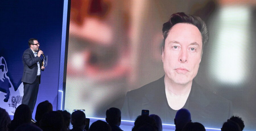 la com europea impone una multa de 120 millones de euros a x