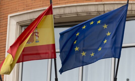 cis 732 de los espanoles ve positiva la pertenencia a la union europea