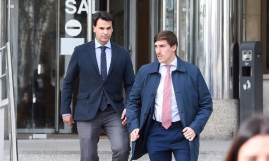 la uco apunta a que el novio de ayuso facturo presuntamente a quiron por trabajos que no podia realizar