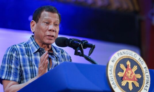 el expresidente duterte gana las elecciones a la alcaldia de davao a pesar de su detencion en la haya