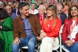 la uco concluye que la catedra de begona gomez se hizo conforme a la norma y descarta ingresos opacos