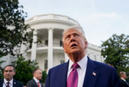 donald trump anuncia posible ofensiva terrestre en venezuela