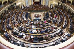 uno de cada cinco diputados incluyendo sanchez y feijoo declara recibir ingresos por alquiler de viviendas y locales