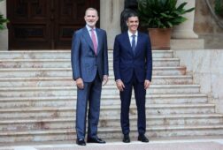 sanchez traslada su apoyo al fiscal general ante su inminente procesamiento creemos en su inocencia