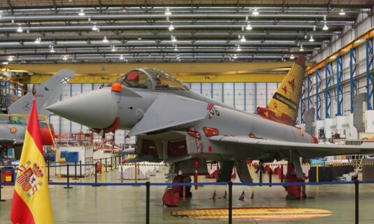 defensa descarta la compra de cazas f 35 estadounidenses y apuesta por las alternativas europeas como el eurofighter