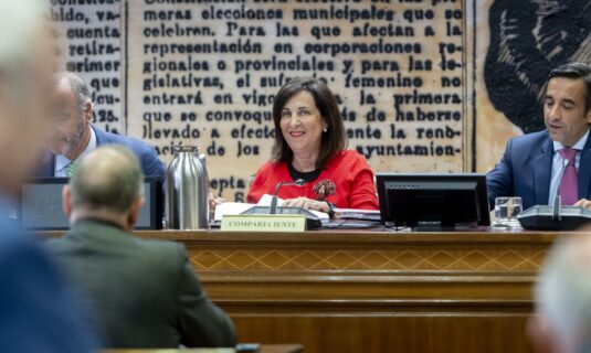 robles reprocha a las comunidades falta de prevencion y retrasos en pedir medios el ejercito no actua de oficio