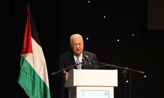 el presidente palestino agradece a sanchez el rechazo al veto de eeuu a su viaje a la onu