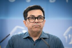 pisarello exige a sanchez que proteja a la flotilla que sale el domingo desde barcelona para gaza
