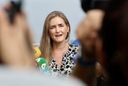 la ministra para la transicion ecologica no preve visitar por ahora zonas afectadas por incendios y reivindica el conocimiento del territorio de puente