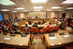 el congreso rechaza llamar a sanchez y ocho ministros pese a que junts ha apoyado el grueso de peticiones del pp