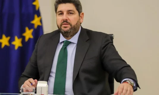 eurodiputado del psoe exige a lopez miras que rectifique tras votar contra los 14 000 millones del decreto antiaranceles