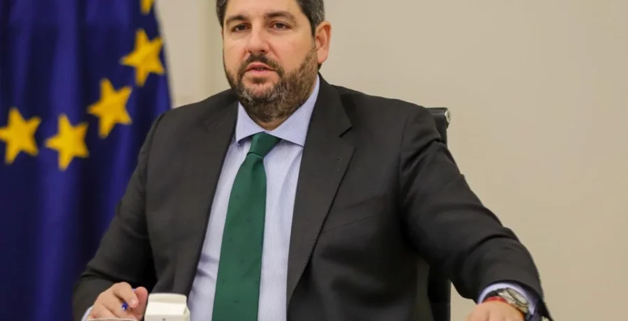 eurodiputado del psoe exige a lopez miras que rectifique tras votar contra los 14 000 millones del decreto antiaranceles