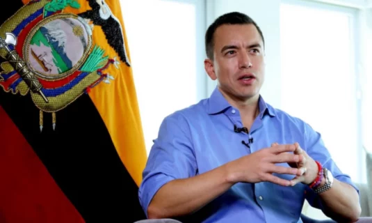 la corte constitucional de ecuador valida la pregunta sobre las bases militares extranjeras