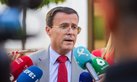 gallardo augura que la derecha se va a llevar una gran sorpresa en las elecciones y pide al psoe no arrugarse