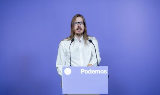 podemos ofrece a iu concurrir juntos en aragon y cyl si queda fuera sumar de las coaliciones electorales