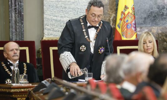 el supremo condena al fiscal general del estado a dos anos de inhabilitacion por revelacion de secretos
