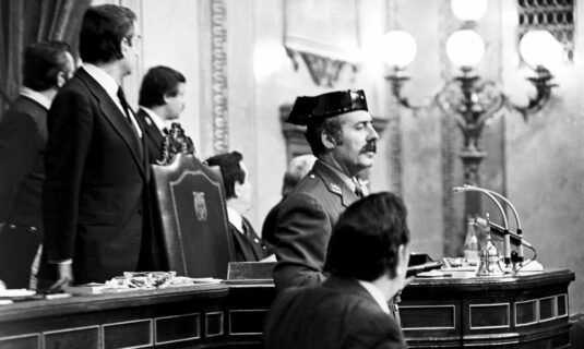 sanchez anuncia la desclasificacion de los documentos del 23f