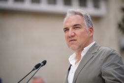 bendodo mazon esta al frente de la recuperacion pese a quien pese y el gobierno busca redito de la dana