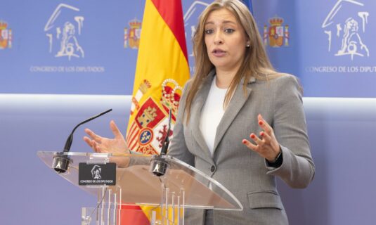 ester munoz califica de cortina de humo la desclasificacion de los documentos del 23 f al colapso total