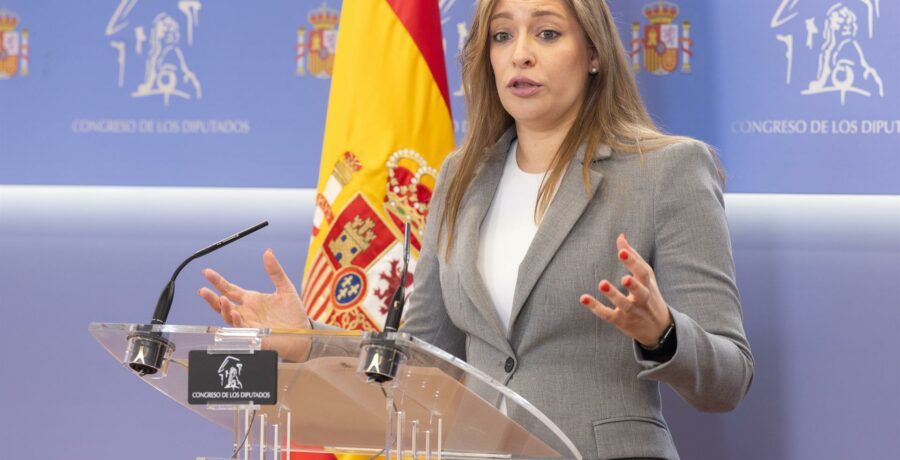 ester munoz califica de cortina de humo la desclasificacion de los documentos del 23 f al colapso total
