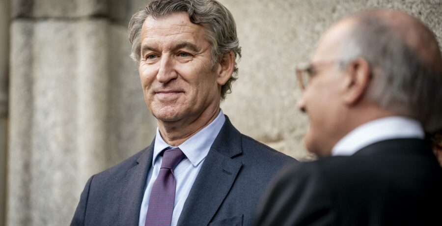 feijoo tras admitir albares injusticia con indigenas de mexico yo no me voy a avergonzar de la historia de mi pais