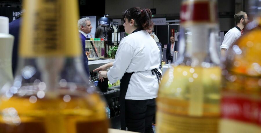 el paro sube en 60 100 personas en verano y el empleo marca nuevo record con 223 millones de ocupados