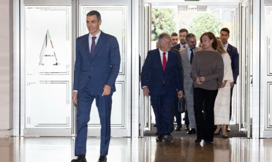 el gobierno prolongara los actos por los 50 anos de la muerte de franco mas alla de 2025