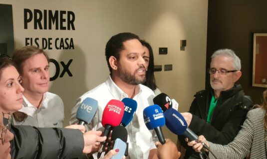 garriga vox ve al pp dispuesto a poner el interes de los valencianos en el centro