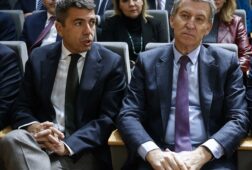 mazon comparecera este lunes tras las conversaciones mantenidas con feijoo