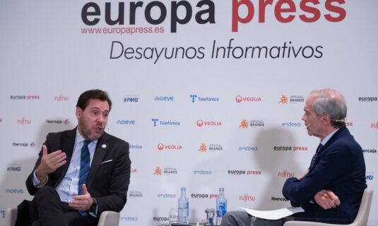 el pp cree que puente no tiene credibilidad para anunciar mejoras en ave cuando esta provocando retrasos y no invierte