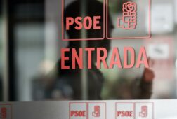 la audiencia nacional reclama al psoe los pagos en metalico de 2017 a 2024 y sus justificantes