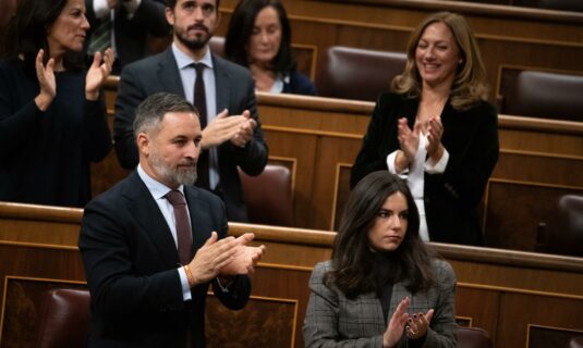 vox aplaude el discurso de perez llorca abascal se muestra cauteloso