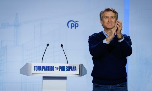 feijoo rechaza llegar a la presidencia con una mocion de censura quiero que me elijan los espanoles en las urnas